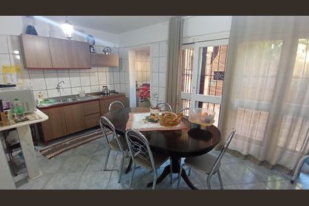 Casa de condomínio à venda com 100m², 3 quartos e 1 vagaCozinha