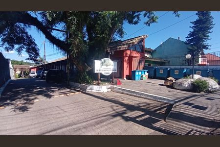Casa de condomínio à venda com 100m², 3 quartos e 1 vagaFachada
