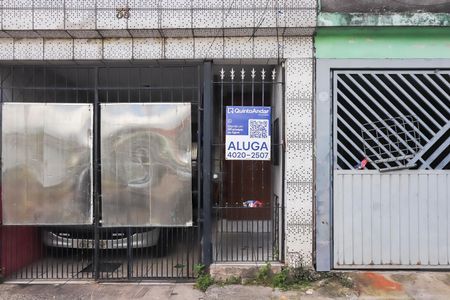 Casa para alugar com 90m², 2 quartos e sem vagaFachada