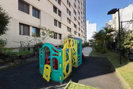 Studio à venda com 65m², 2 quartos e 1 vaga Studio à venda com 65m², 2 quartos e 1 vagaÁrea comum - Playground