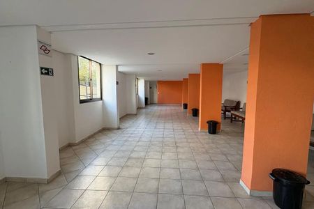 Studio à venda com 65m², 2 quartos e 1 vaga Studio à venda com 65m², 2 quartos e 1 vagaÁrea comum - Salão de festas