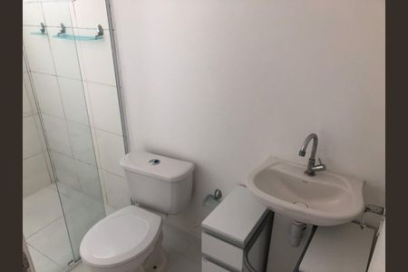 Apartamento à venda com 55m², 2 quartos e 1 vaga Apartamento à venda com 55m², 2 quartos e 1 vagaBanheiro