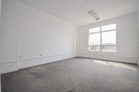 Apartamento à venda com 300m², 1 quarto e sem vaga