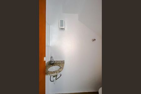 Casa para alugar com 52m², 2 quartos e 1 vaga Casa para alugar com 52m², 2 quartos e 1 vagaLavabo