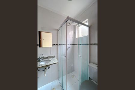 Casa para alugar com 52m², 2 quartos e 1 vaga Casa para alugar com 52m², 2 quartos e 1 vagaBanheiro da Suíte 2