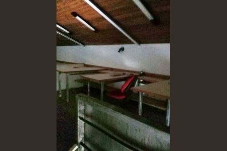 Casa para alugar com 300m², 4 quartos e 6 vagas