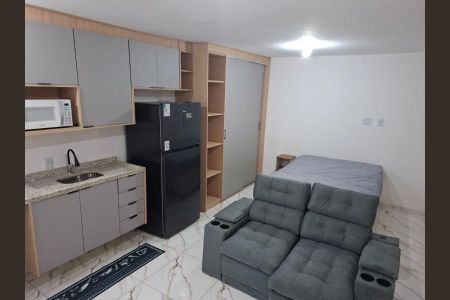 Foto 01 de apartamento para alugar com 1 quarto, 30m² em Vila Carrão, São Paulo
