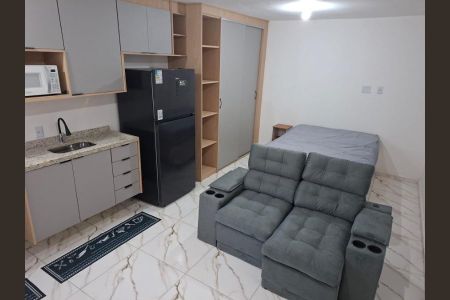 Foto 02 de apartamento para alugar com 1 quarto, 30m² em Vila Carrão, São Paulo