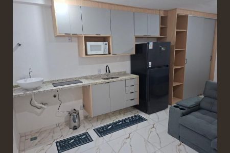 Foto 04 de apartamento para alugar com 1 quarto, 30m² em Vila Carrão, São Paulo