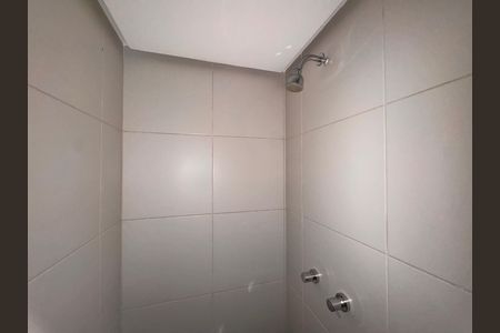 Apartamento à venda com 99m², 2 quartos e 1 vagaSuíte - Banheiro