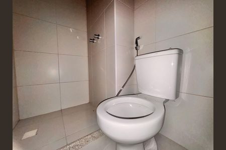 Apartamento à venda com 99m², 2 quartos e 1 vagaSuíte - Banheiro