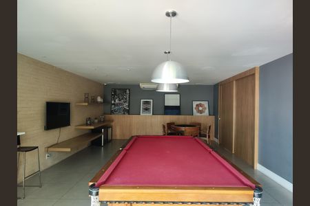 Apartamento à venda com 99m², 2 quartos e 1 vagaÁrea comum