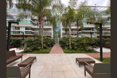 Apartamento à venda com 99m², 2 quartos e 1 vagaFachada