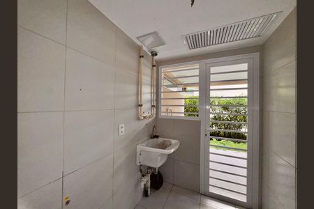 Apartamento à venda com 99m², 2 quartos e 1 vagaCozinha e Área de Serviço
