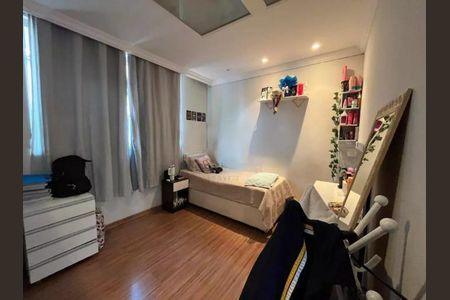 Apartamento à venda com 167m², 4 quartos e 2 vagas