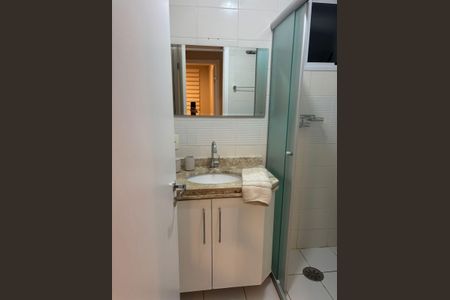 Apartamento para alugar com 74m², 3 quartos e 1 vaga Apartamento para alugar com 74m², 3 quartos e 1 vagaBanheiro