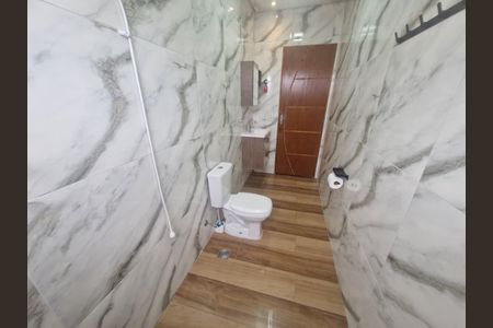 Casa para alugar com 220m², 4 quartos e 3 vagas Casa para alugar com 220m², 4 quartos e 3 vagasBanheiro
