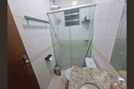 Casa para alugar com 220m², 4 quartos e 3 vagas Casa para alugar com 220m², 4 quartos e 3 vagasBanheiro