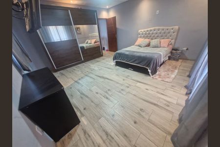 Casa para alugar com 220m², 4 quartos e 3 vagas Casa para alugar com 220m², 4 quartos e 3 vagasQuarto