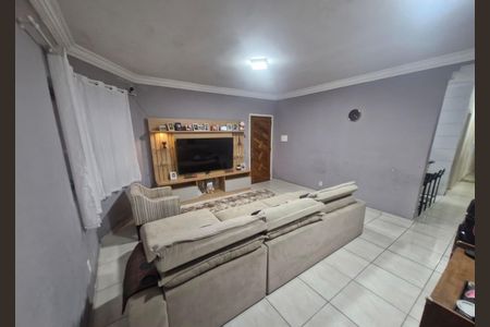Sala de casa para alugar com 4 quartos, 220m² em Vila Pomar, Mogi das Cruzes