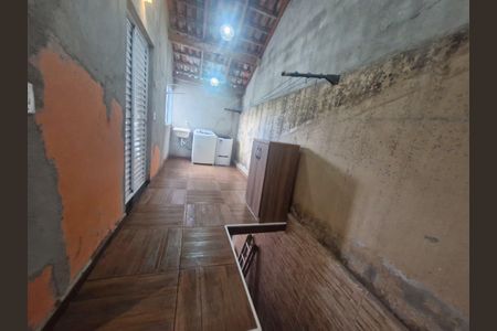 Casa para alugar com 220m², 4 quartos e 3 vagas Casa para alugar com 220m², 4 quartos e 3 vagasÁrea externa