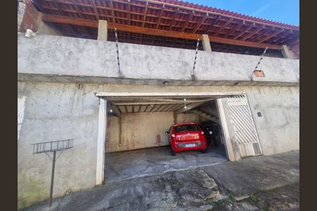 Casa para alugar com 220m², 4 quartos e 3 vagas Casa para alugar com 220m², 4 quartos e 3 vagasÁrea externa