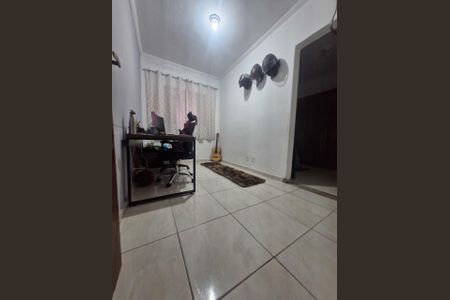 Casa para alugar com 220m², 4 quartos e 3 vagas Casa para alugar com 220m², 4 quartos e 3 vagasQuarto 4