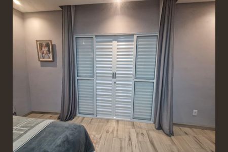 Quarto de casa para alugar com 4 quartos, 220m² em Vila Pomar, Mogi das Cruzes