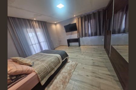 Casa para alugar com 220m², 4 quartos e 3 vagas Casa para alugar com 220m², 4 quartos e 3 vagasQuarto