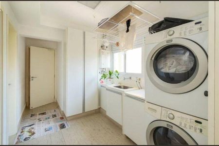 Apartamento à venda com 210m², 3 quartos e 3 vagas