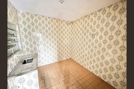 Cozinha de casa para alugar com 1 quarto, 50m² em Vila Espanhola, São Paulo