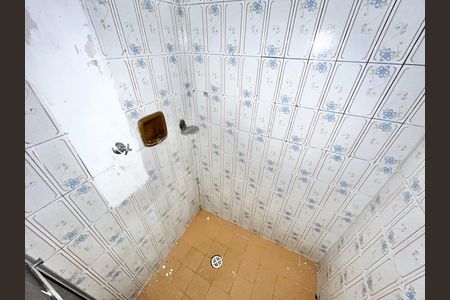 Casa para alugar com 50m², 1 quarto e sem vaga Casa para alugar com 50m², 1 quarto e sem vagaBanheiro