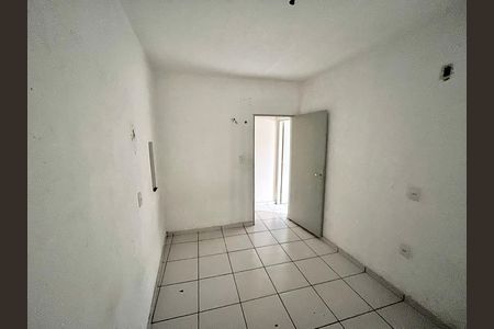 Quarto de casa para alugar com 1 quarto, 50m² em Vila Espanhola, São Paulo