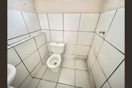 Casa para alugar com 50m², 1 quarto e sem vaga Casa para alugar com 50m², 1 quarto e sem vagaBanheiro