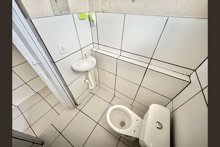 Casa para alugar com 50m², 1 quarto e sem vaga Casa para alugar com 50m², 1 quarto e sem vagaBanheiro