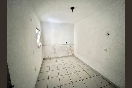 Quarto de casa para alugar com 1 quarto, 50m² em Vila Espanhola, São Paulo