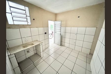 Casa para alugar com 50m², 1 quarto e sem vaga Casa para alugar com 50m², 1 quarto e sem vagaCozinha e Área de Serviço