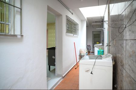 Casa para alugar com 52m², 2 quartos e 1 vaga Casa para alugar com 52m², 2 quartos e 1 vagaÁrea de Serviço