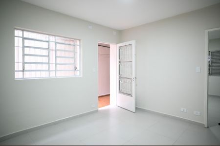 Sala de casa para alugar com 2 quartos, 52m² em Jardim Botucatu, São Paulo