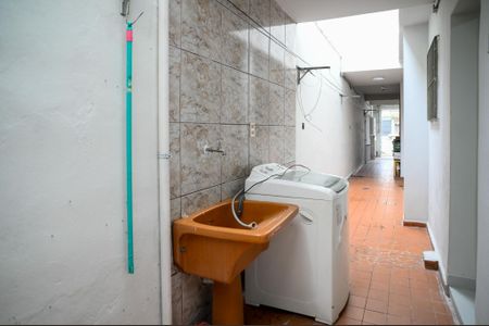 Casa para alugar com 52m², 2 quartos e 1 vaga Casa para alugar com 52m², 2 quartos e 1 vagaÁrea de Serviço