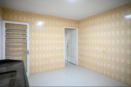 Casa para alugar com 52m², 2 quartos e 1 vaga Casa para alugar com 52m², 2 quartos e 1 vagaCozinha