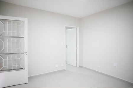 Sala de casa para alugar com 2 quartos, 52m² em Jardim Botucatu, São Paulo