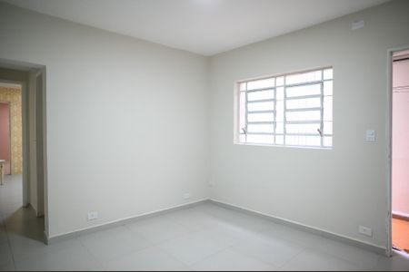 Casa para alugar com 52m², 2 quartos e 1 vaga Casa para alugar com 52m², 2 quartos e 1 vagaSala