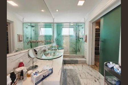 Casa à venda com 550m², 4 quartos e 6 vagas