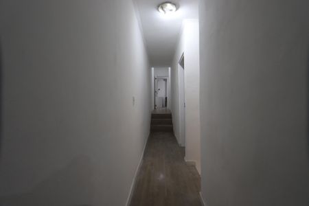 Casa para alugar com 170m², 4 quartos e 2 vagasCorredor