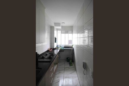 Apartamento à venda com 40m², 2 quartos e sem vaga Apartamento à venda com 40m², 2 quartos e sem vagaCozinha e Área de Serviço