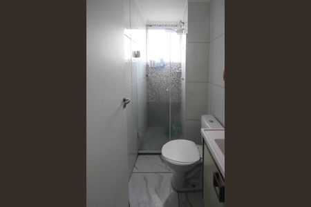 Apartamento à venda com 40m², 2 quartos e sem vaga Apartamento à venda com 40m², 2 quartos e sem vagaBanheiro