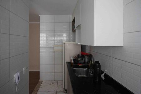 Apartamento à venda com 40m², 2 quartos e sem vaga Apartamento à venda com 40m², 2 quartos e sem vagaCozinha e Área de Serviço