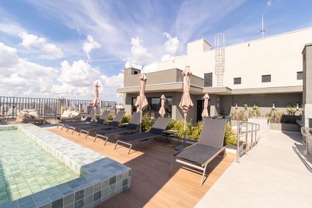 Studio à venda com 19m², 1 quarto e sem vaga Studio à venda com 19m², 1 quarto e sem vagaÁrea comum - Piscina
