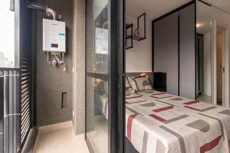 Sacada de kitnet/studio à venda com 1 quarto, 19m² em Centro, Curitiba